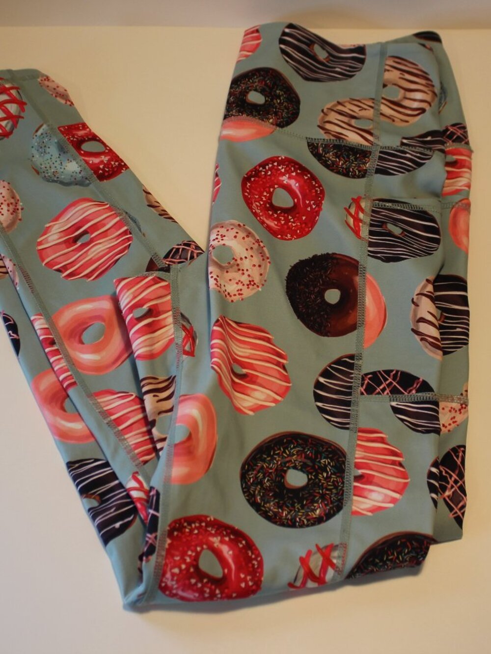 Muscles & Donuts Workout Leggings Size L Love Fitness Funny Colorful
